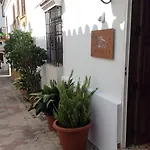 Tribeca Boutique Μαρμπέλλα