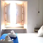 Tribeca Boutique Nocleg ze śniadaniem 3*