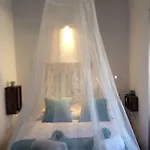 Bed and Breakfast Tribeca Boutique Μαρμπέλλα